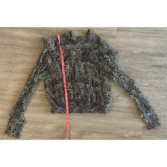 FREE PEOPLE Womens XS Black White Snake Animal Print Long Balloon Sleeve Blouse - Picture 1 of 6